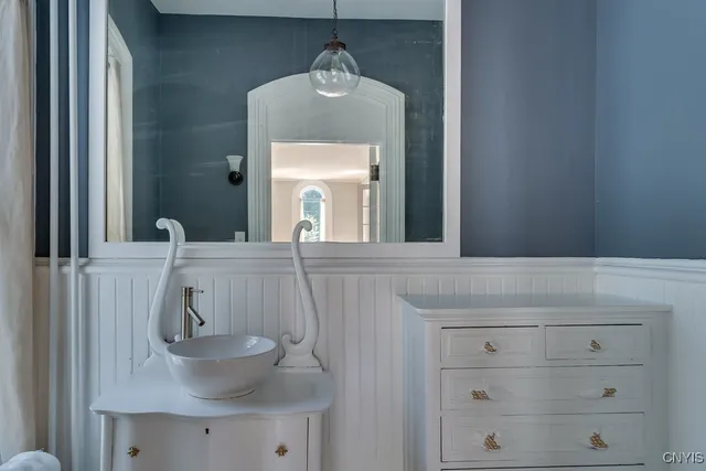 $2,850 | 160 Ten Eyck Street, Watertown, NY 13601