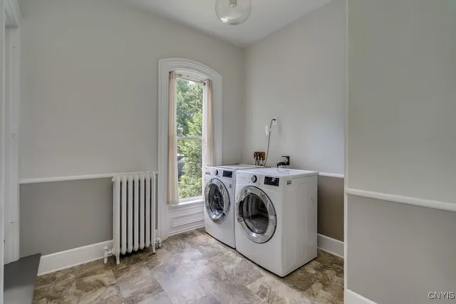 $2,850 | 160 Ten Eyck Street, Watertown, NY 13601