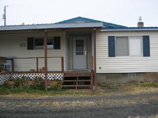 3220 Marks Road Yakima, WA 98903 - Photo 3 of 6 a view of a house with a window