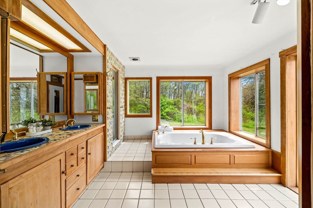 63 Long Hill Road Groton, MA 01450 - Photo 26 of 42