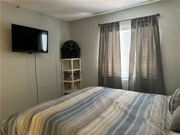 $1,700 | 1663 Highway 95 Bullhead City Az 86442, Unit B7, Bullhead City, AZ 86442