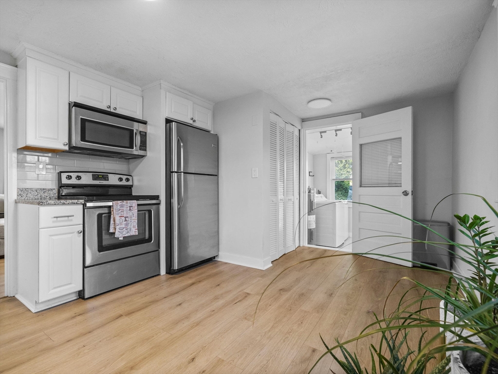 6 Gabriel Road Sharon, MA 02067 - Photo 7 of 22 Gallery Image 7