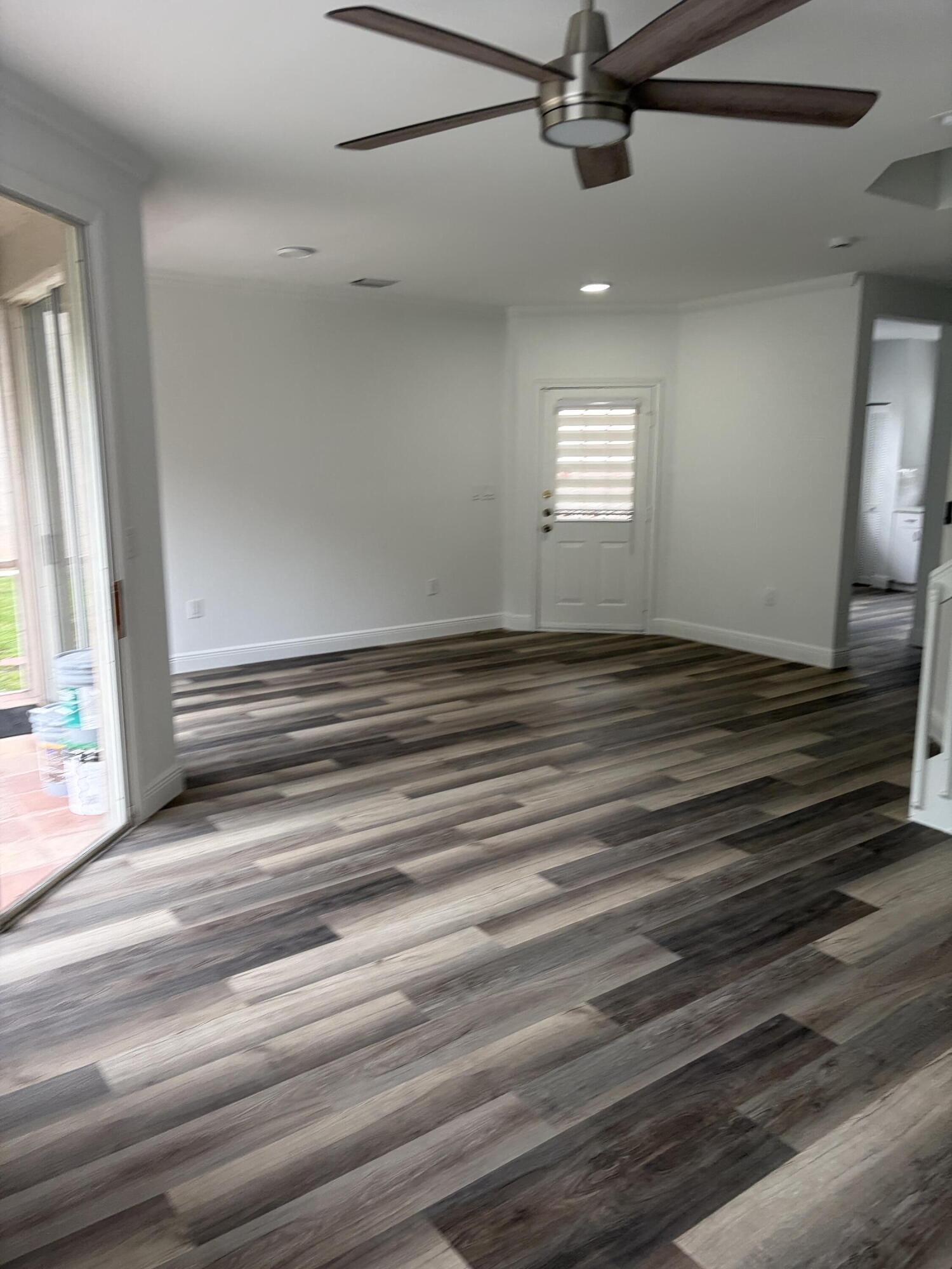 20970 Vía Oleander, Unit D Boca Raton, FL 33428 - Photo 14 of 41 F26D196E-09C0-4FD5-B7DB-47A93695F66A