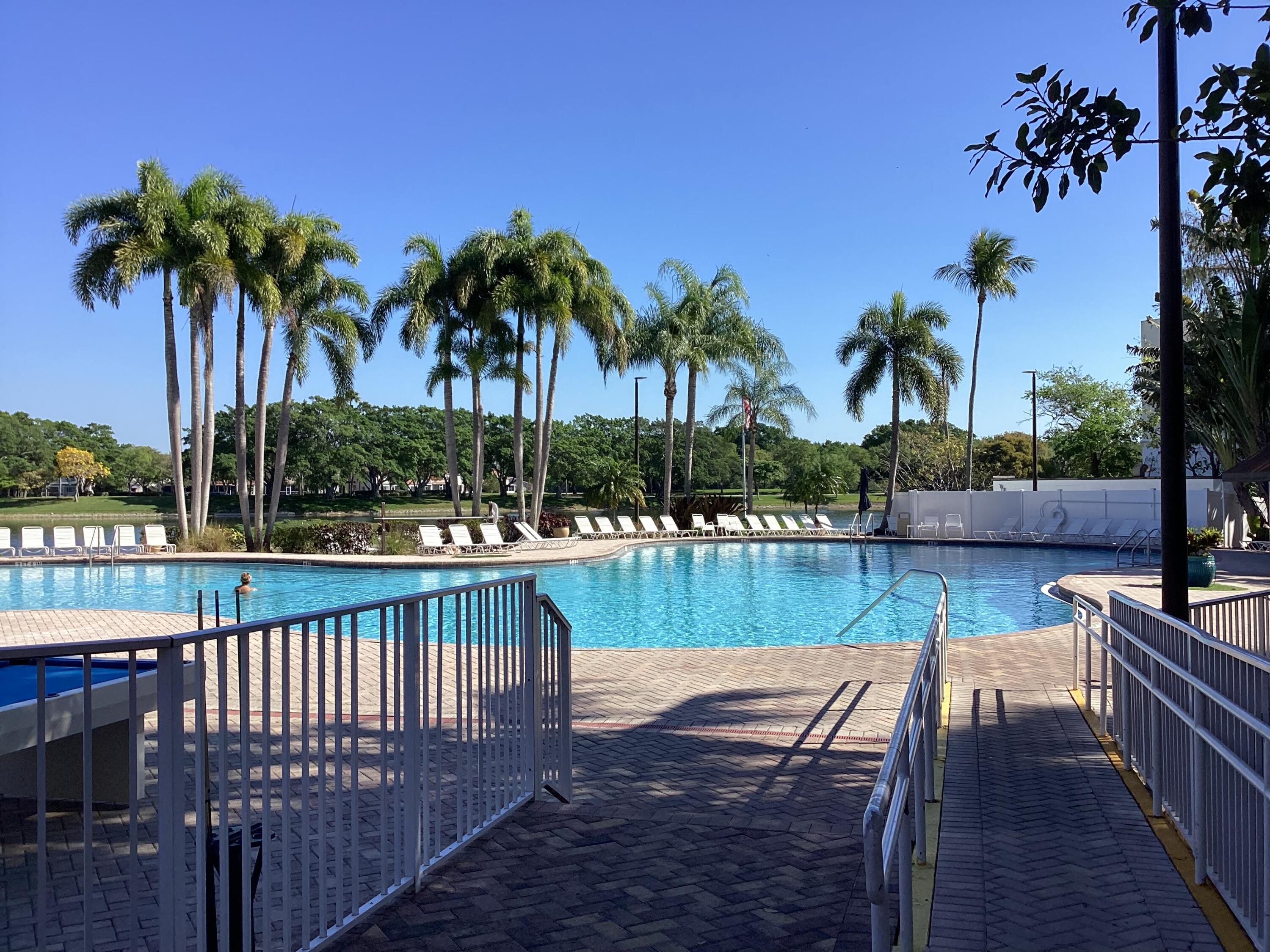 20970 Vía Oleander, Unit D Boca Raton, FL 33428 - Photo 20 of 41 1BCDC6E0-1B6F-4460-B492-437EFC9AC9C5