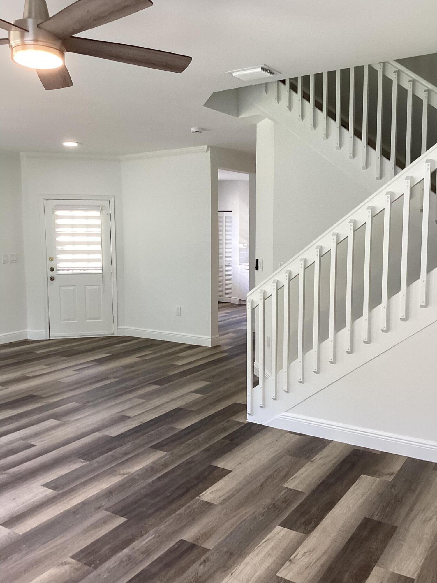 20970 Vía Oleander, Unit D Boca Raton, FL 33428 - Photo 7 of 41 46209572-6B9B-49DB-B213-AEA0C351C91B