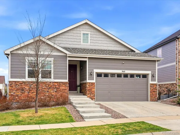 $640,000 | 7410 South Old Hammer Way, Aurora, CO 80016