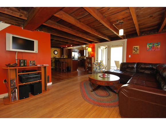 166 Jenny Davis Road Waterbury, VT 05676 - Photo 6 of 17 Gallery Image 6