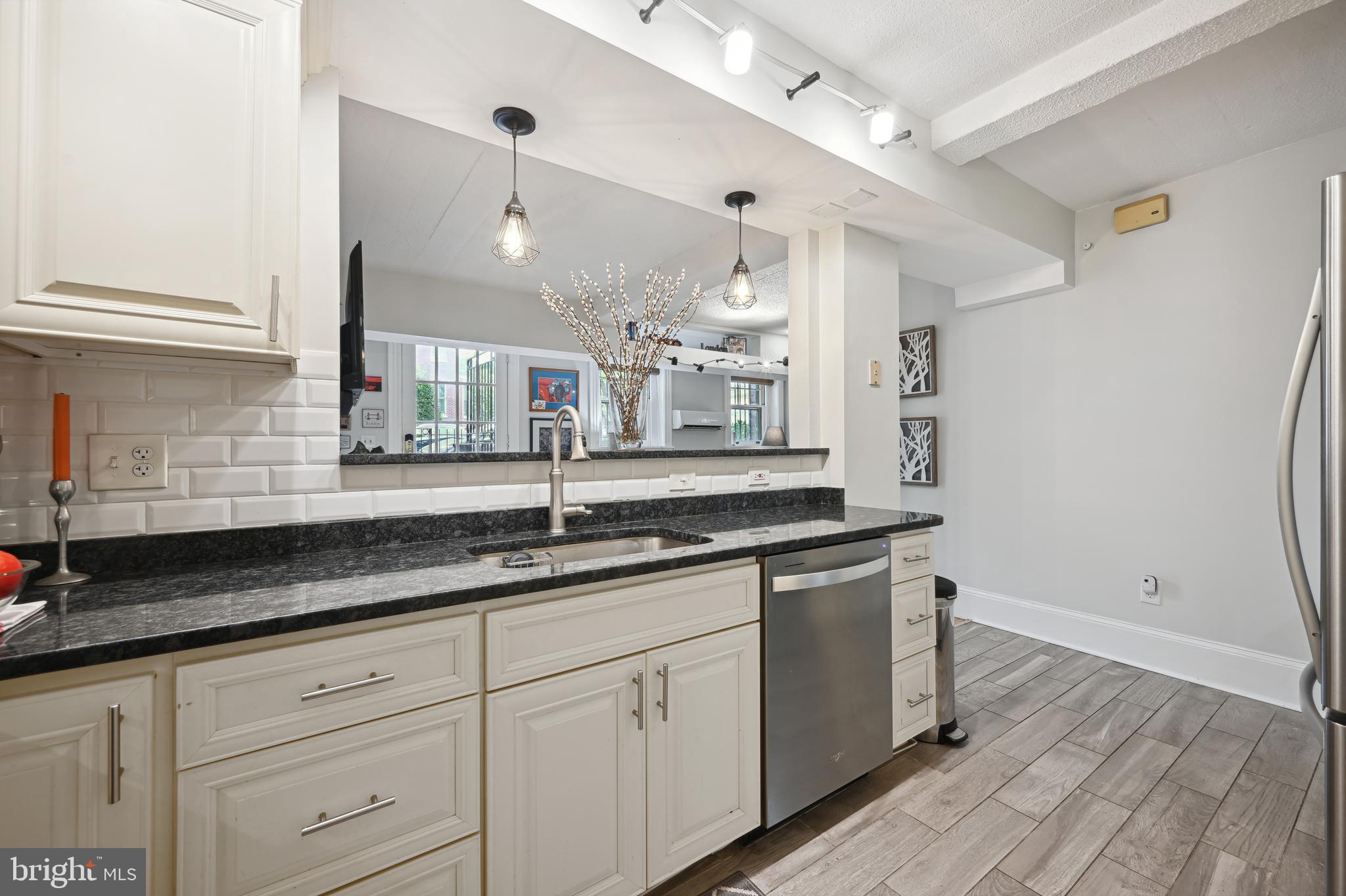 516 A Street Northeast, Unit B1 Washington, DC 20002 - Photo 12 of 18