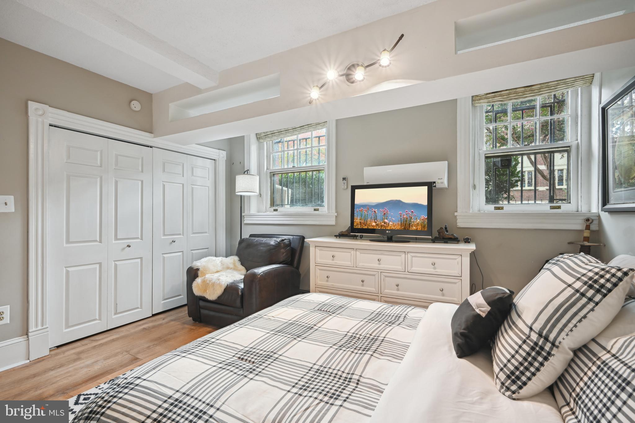 516 A Street Northeast, Unit B1 Washington, DC 20002 - Photo 17 of 18