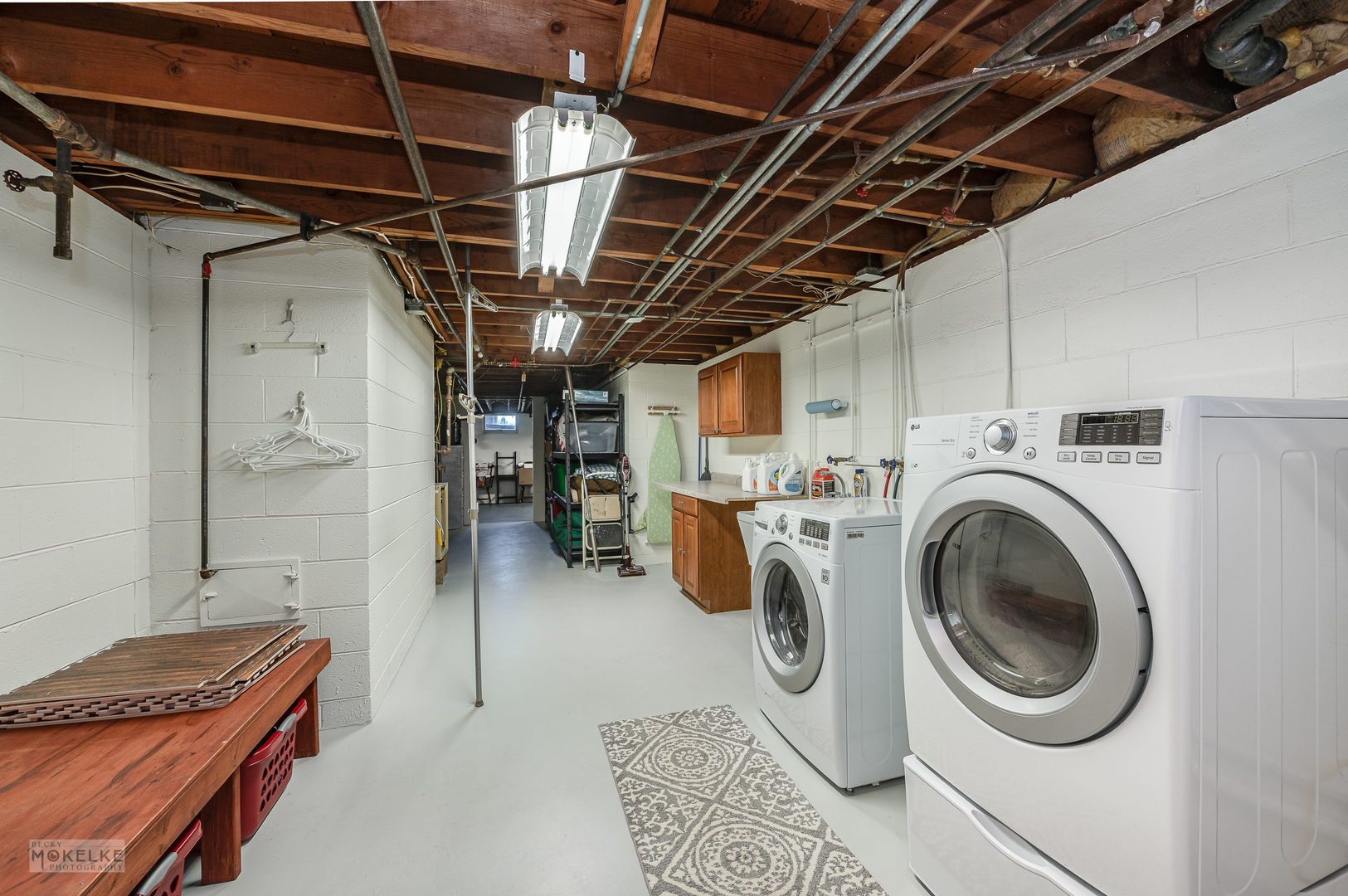 2512 Caton Farm Road Joliet, IL 60435 - Photo 36 of 41 a utility room with dryer and washer