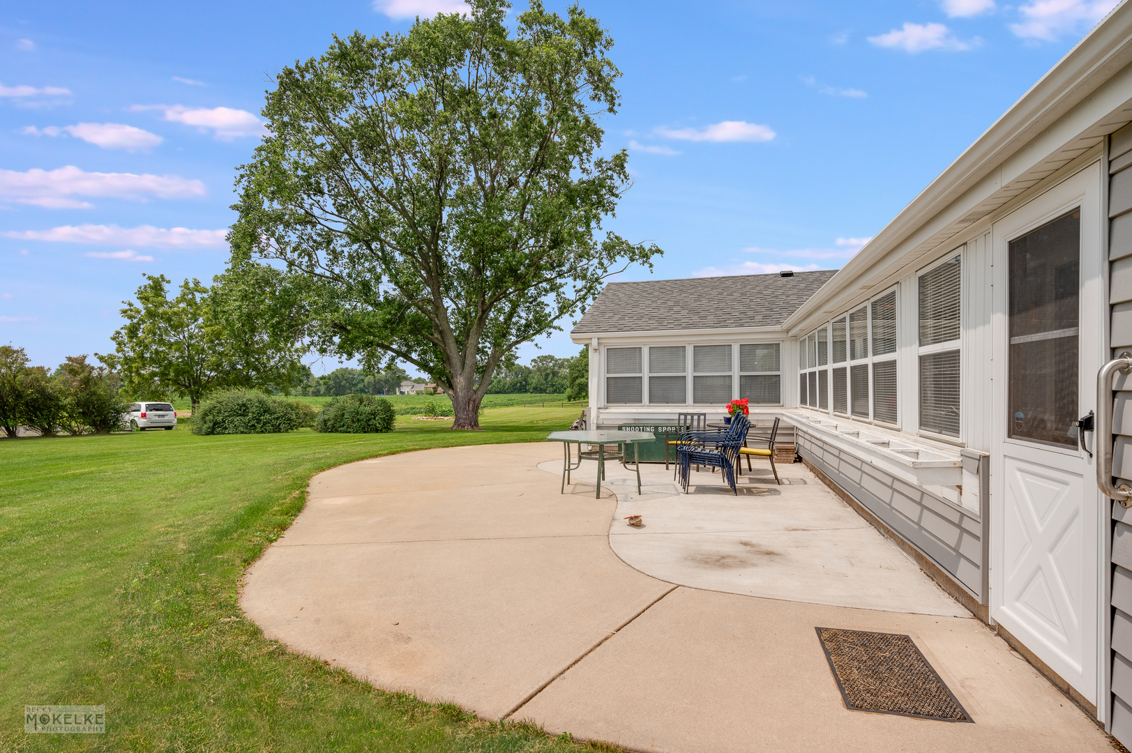2512 Caton Farm Road Joliet, IL 60435 - Photo 5 of 41 a view of a house with backyard and sitting area