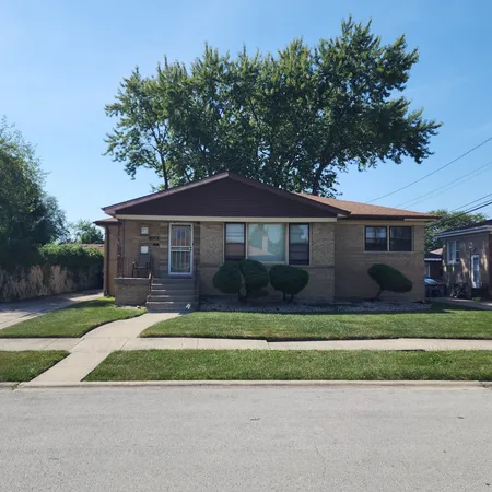 $204,900 | 16646 Maryland Avenue, South Holland, IL 60473