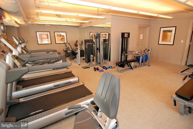 777 7th Street Northwest, Unit 634 Washington, DC 20001 - Photo 25 of 28