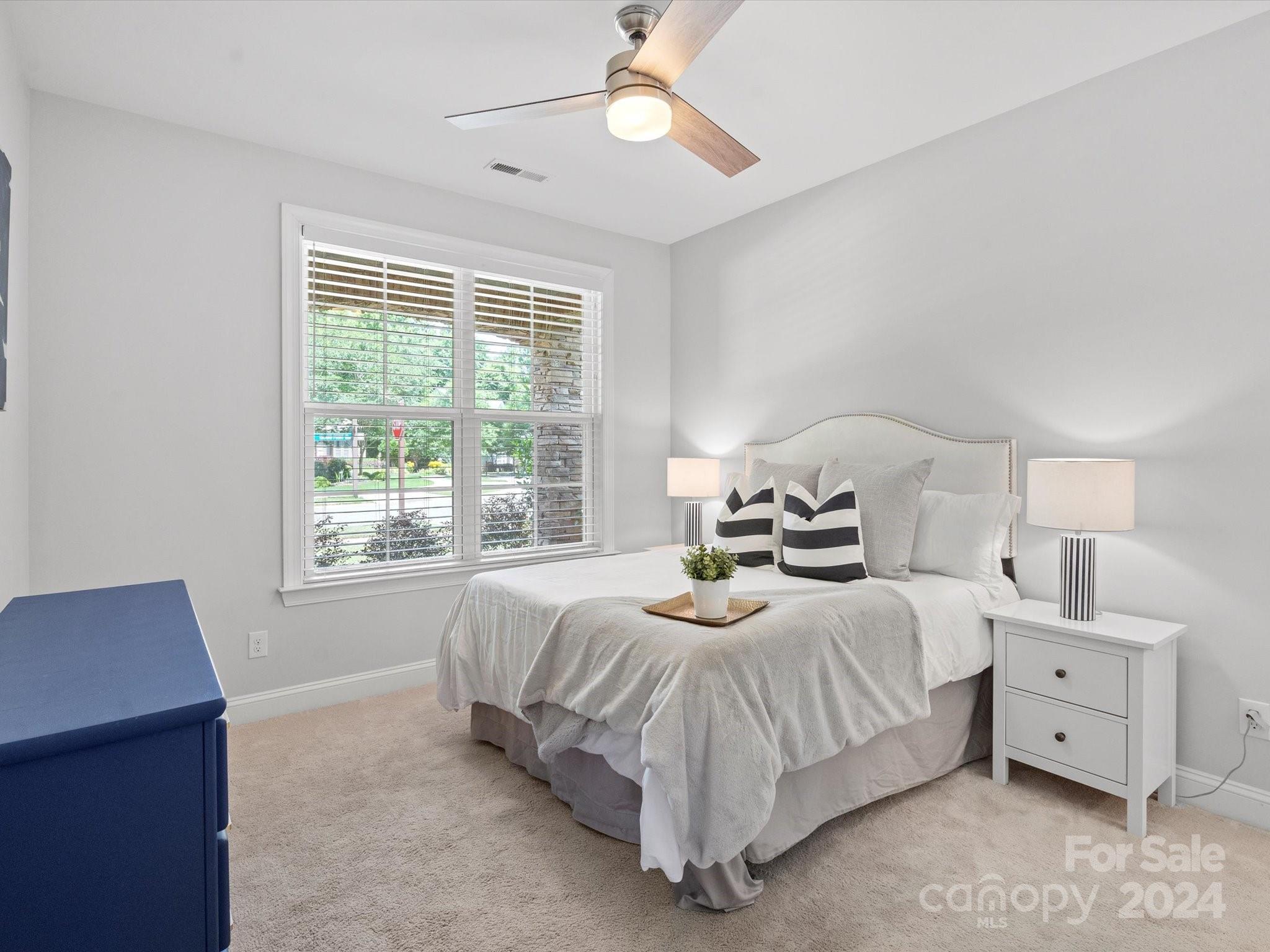 11226 Island Point Road Charlotte, NC 28278 - Photo 23 of 43 Gallery Image 23