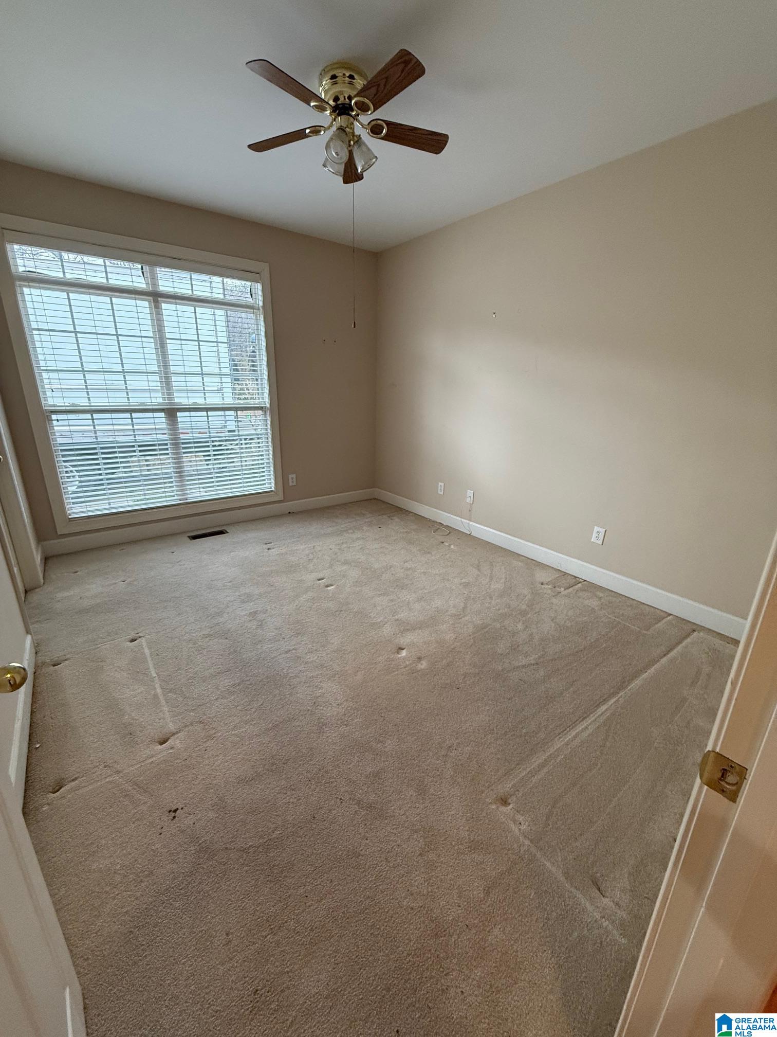 213 Castleman Circle Leeds, AL 35094 - Photo 10 of 18