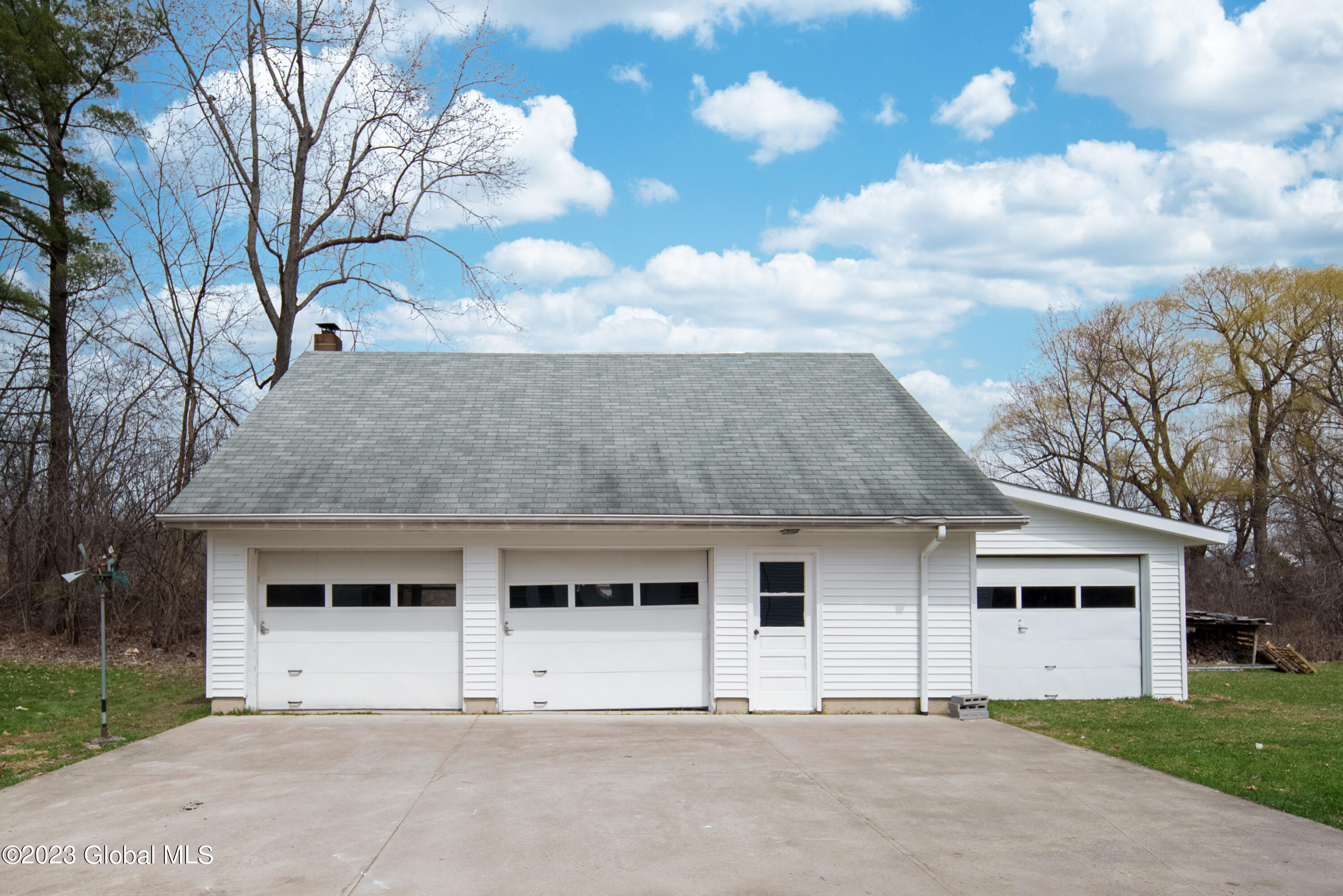 513 Boght Road Colonie, NY 12047 - Photo 31 of 35 031