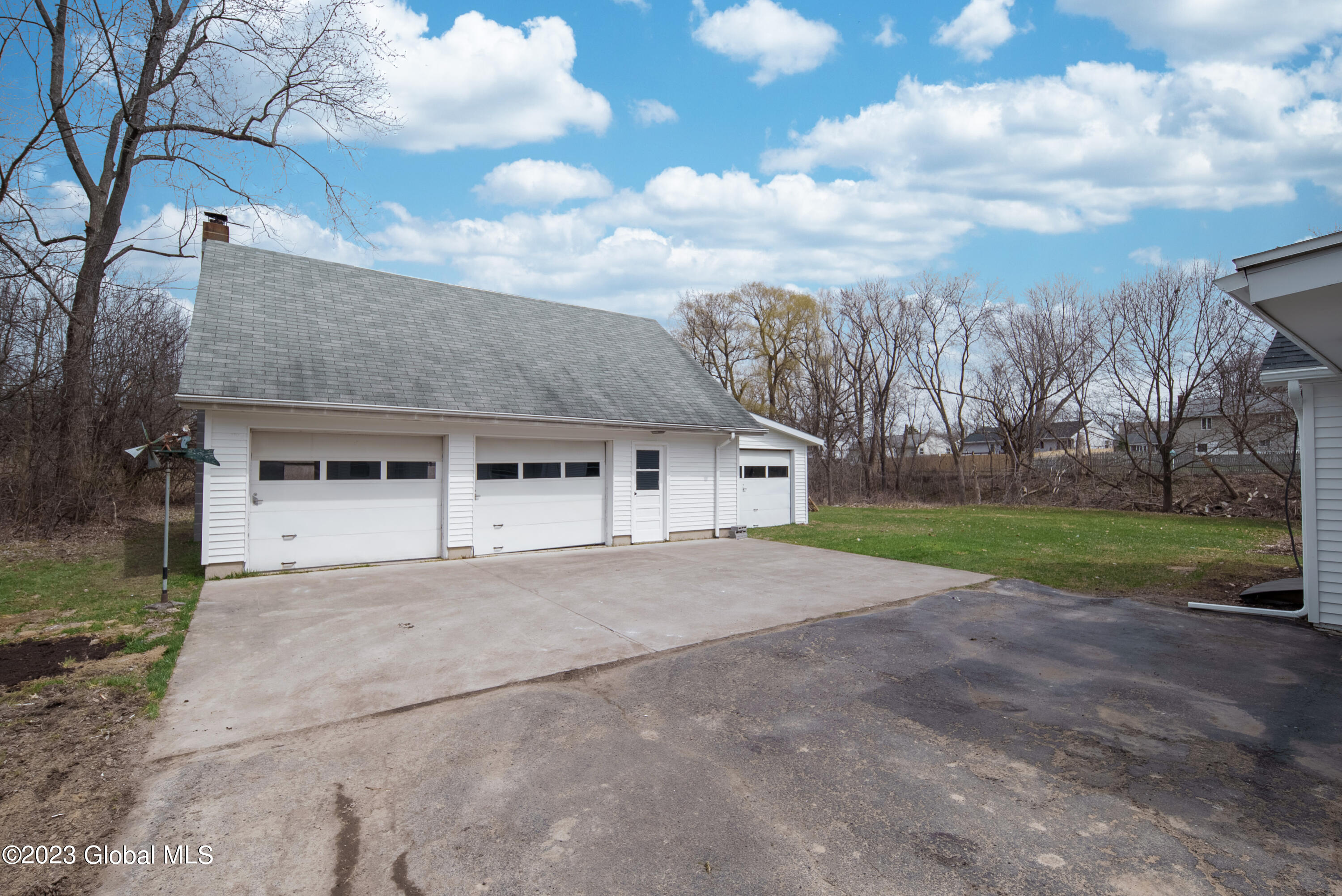 513 Boght Road Colonie, NY 12047 - Photo 34 of 35 034