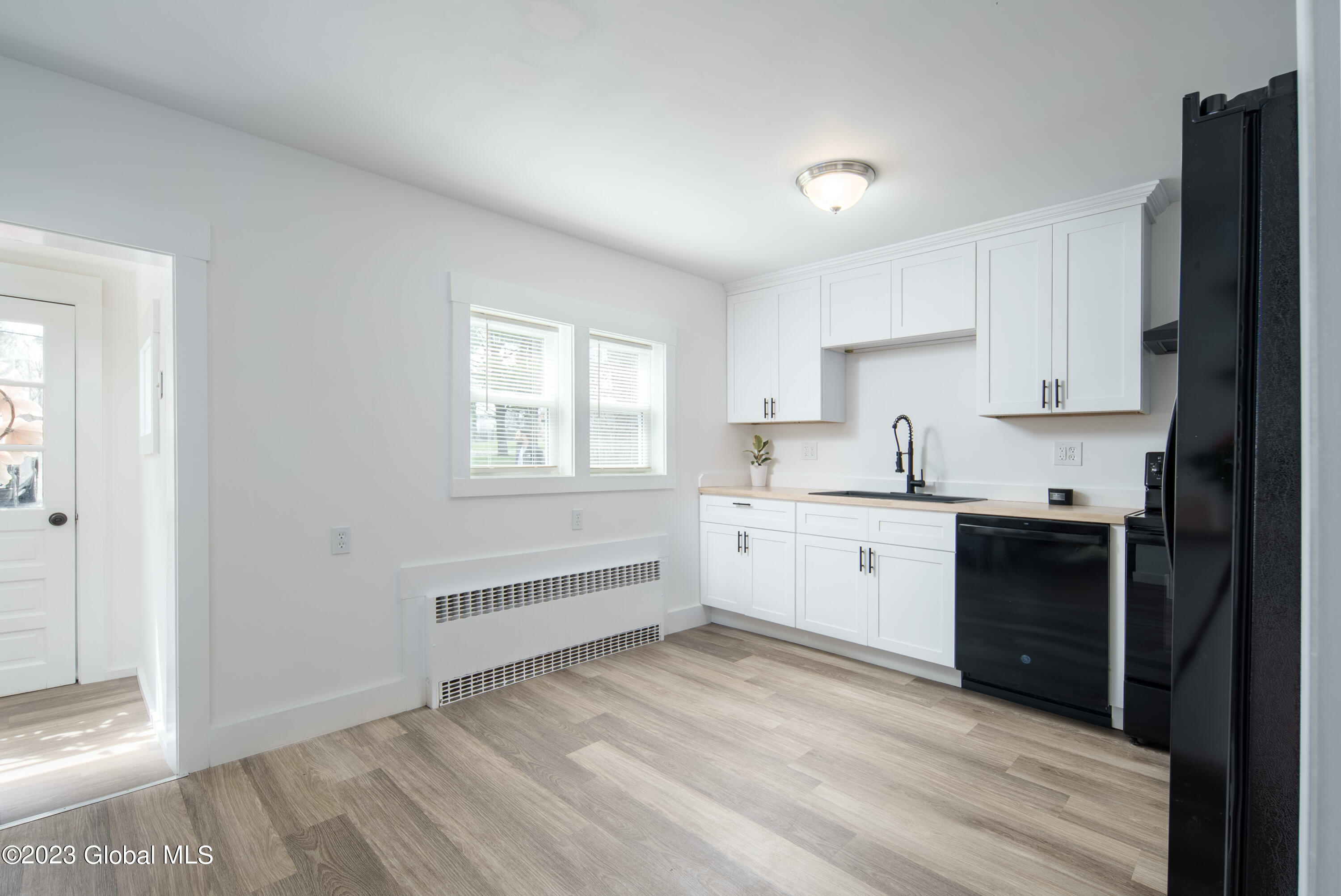 513 Boght Road Colonie, NY 12047 - Photo 9 of 35 009