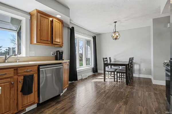 $319,000 | 57423 Horseshoe Court, Goshen, IN 46528