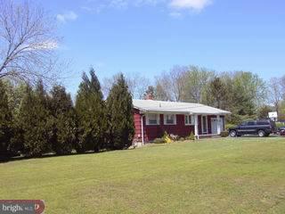 34 Crosswicks Chesterfield Road Chesterfield, NJ 08515 - Photo 1 of 5