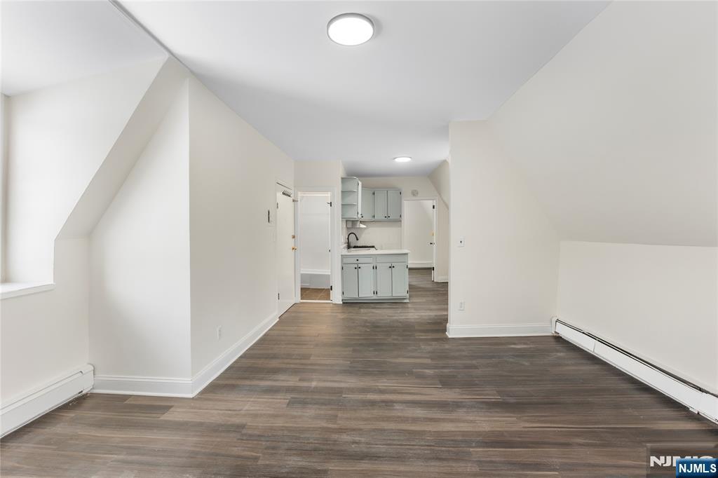 676 Chestnut Street, Unit 3 Kearny, NJ 07032 - Photo 9 of 22