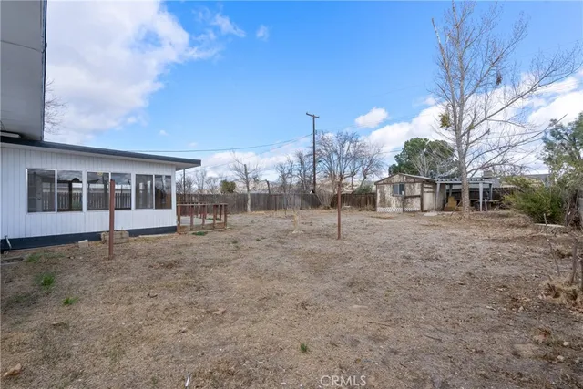 a view of a big yard in a city