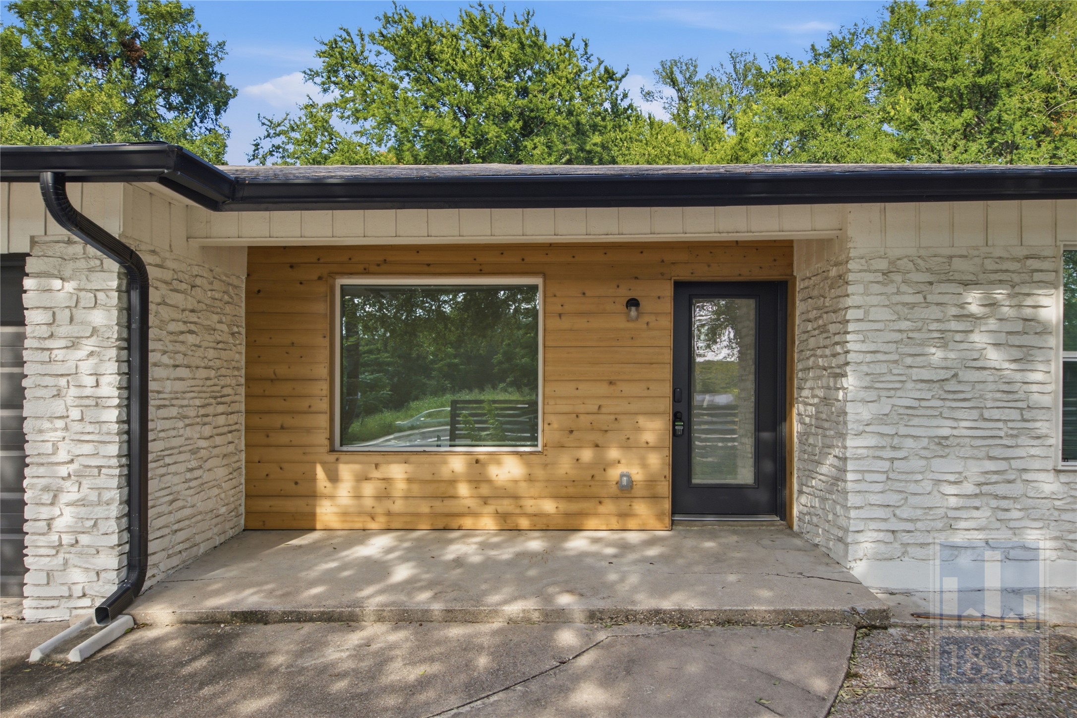 2703 Burleson Road Austin, TX 78741 - Photo 33 of 34