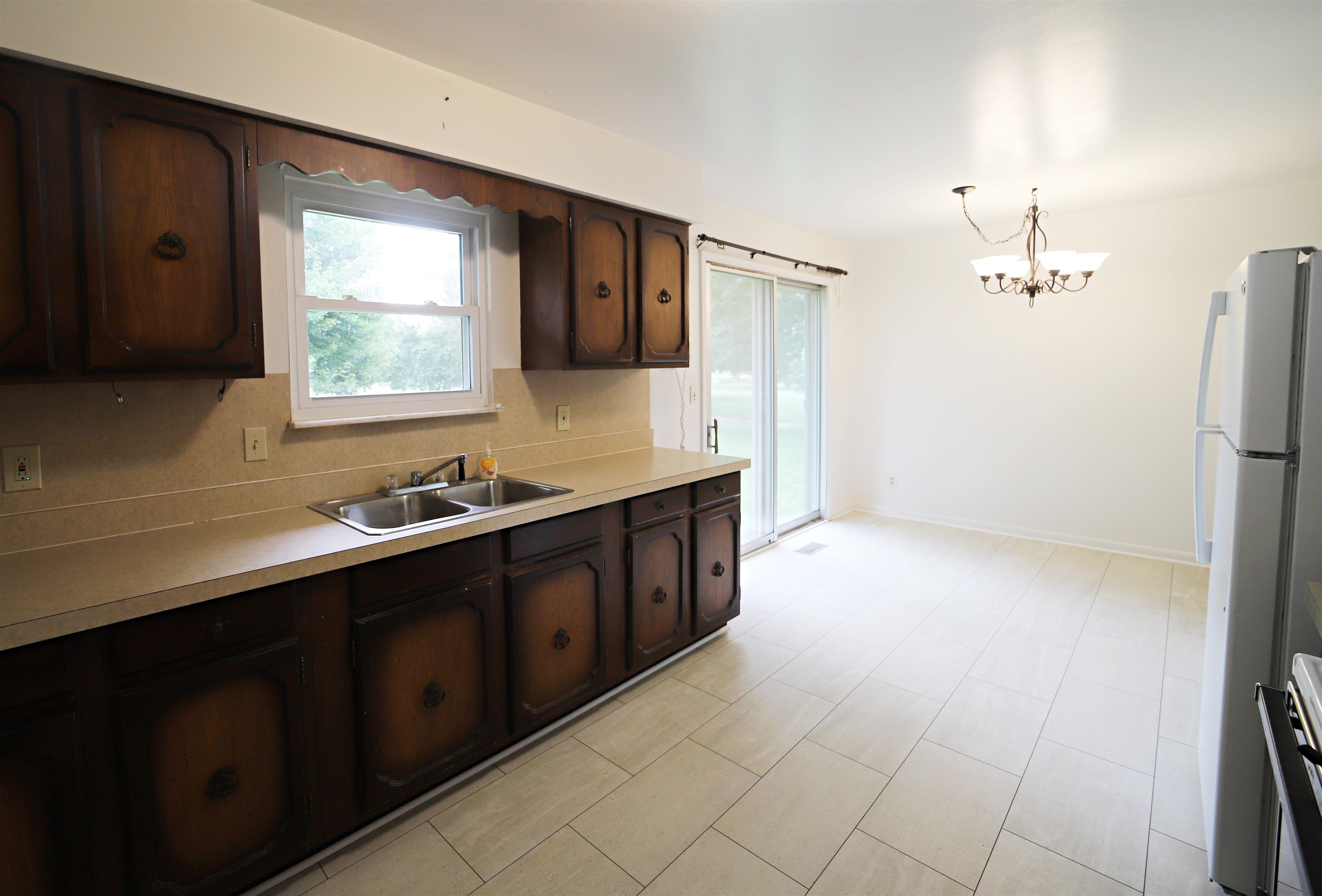 3192 Dillon Road Flushing, MI 48433 - Photo 11 of 28 50115092-10.JPG
