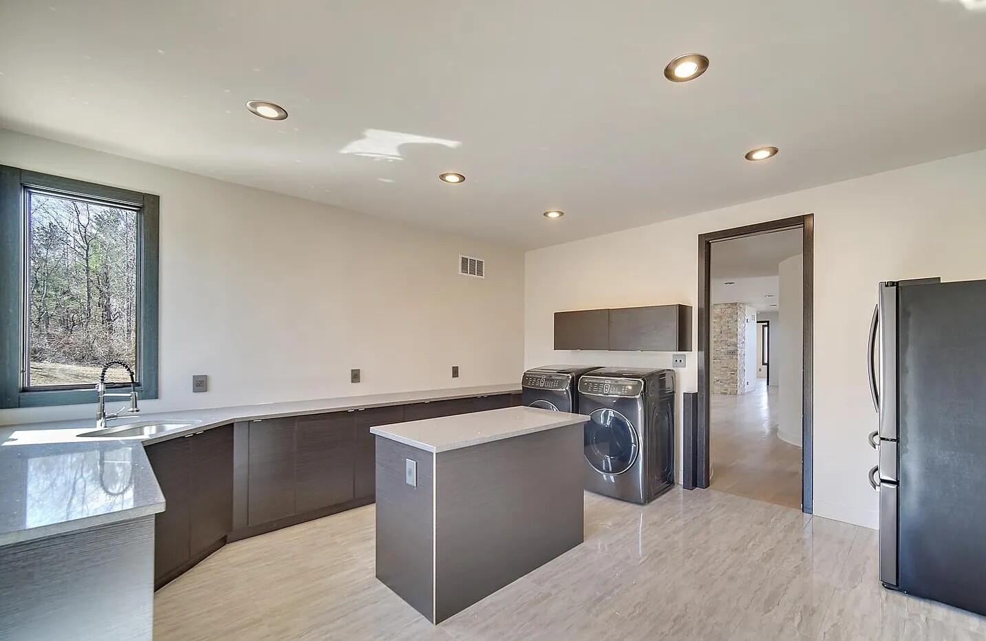 885 North 100 West Valparaiso, IN 46385 - Photo 27 of 65 1433x931