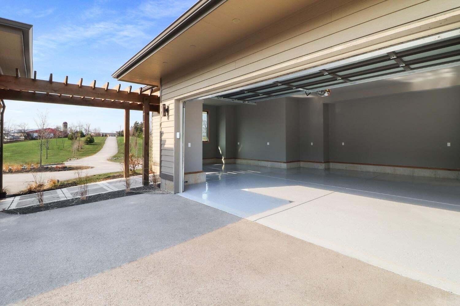 885 North 100 West Valparaiso, IN 46385 - Photo 4 of 65 1500x999