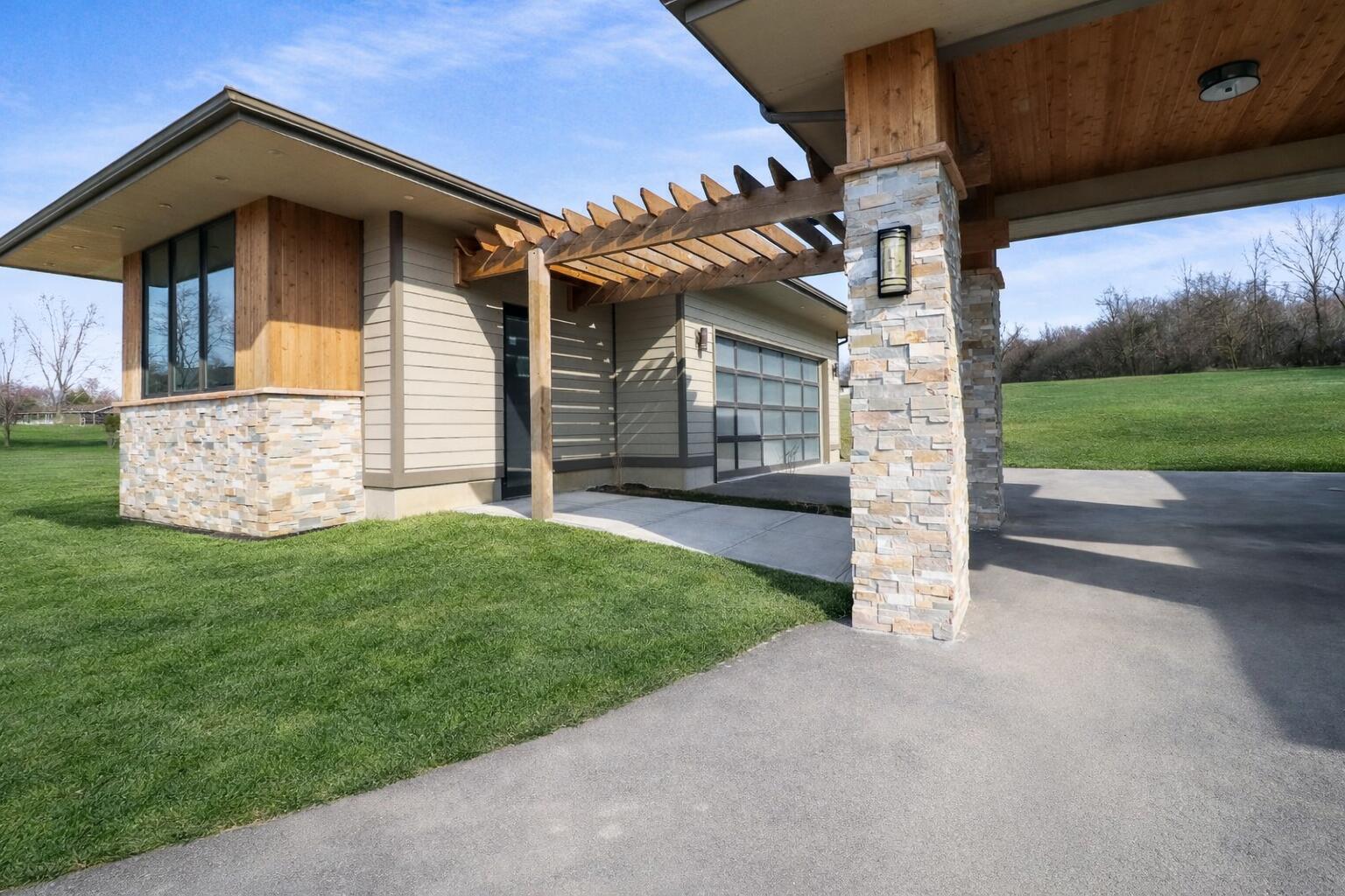 885 North 100 West Valparaiso, IN 46385 - Photo 5 of 65 1536x1024