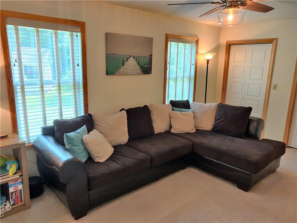 2403 Saltsman Road Erie, PA 16510 - Photo 6 of 23