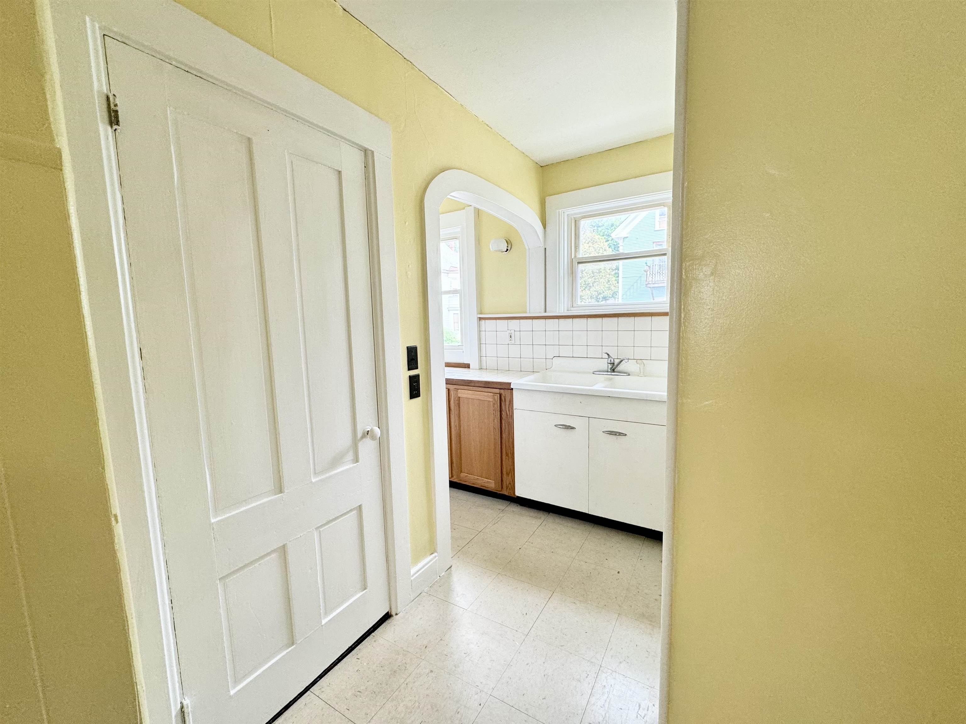 56 Atkinson Street Rockingham, VT 05101 - Photo 3 of 31