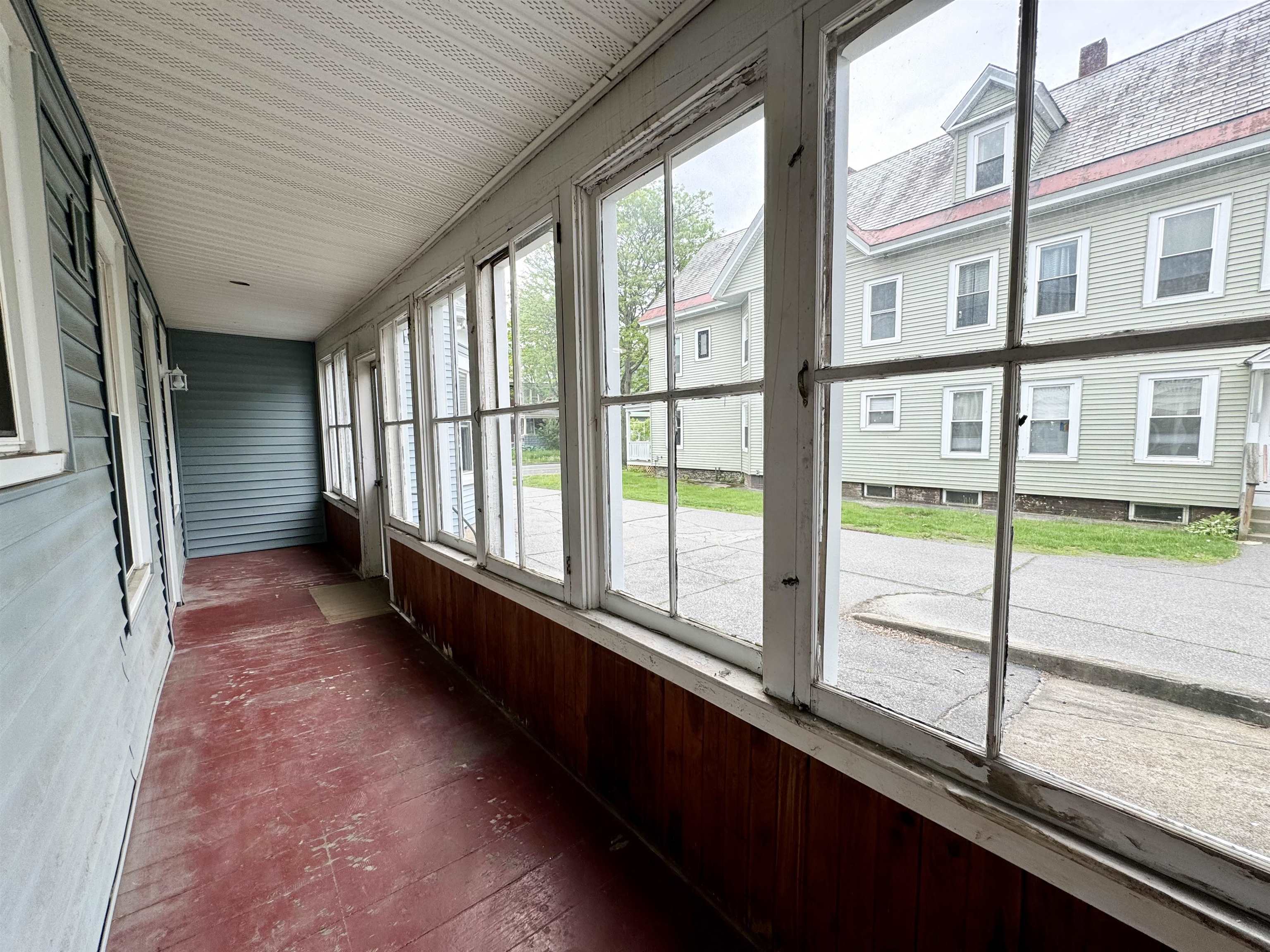 56 Atkinson Street Rockingham, VT 05101 - Photo 9 of 31