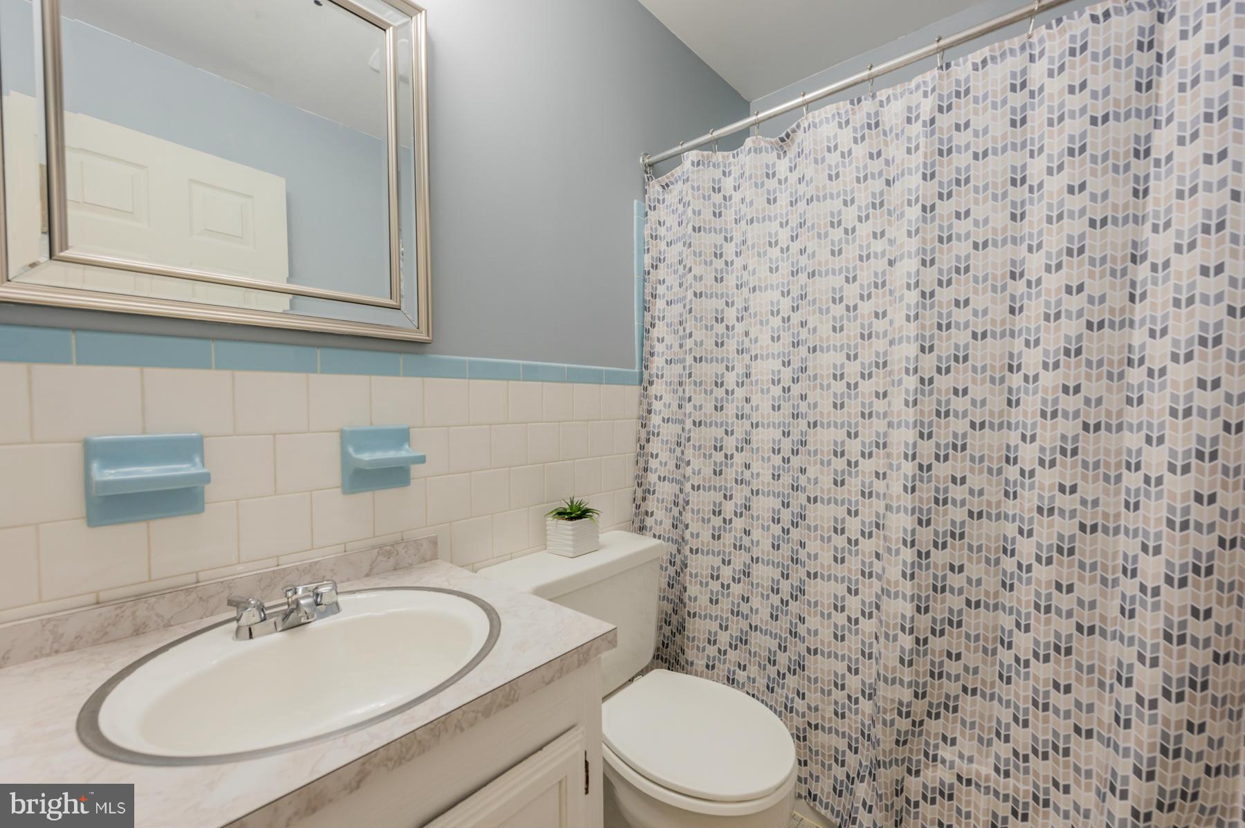 152 Dundee Road Severna Park, MD 21146 - Photo 13 of 29 Bathroom