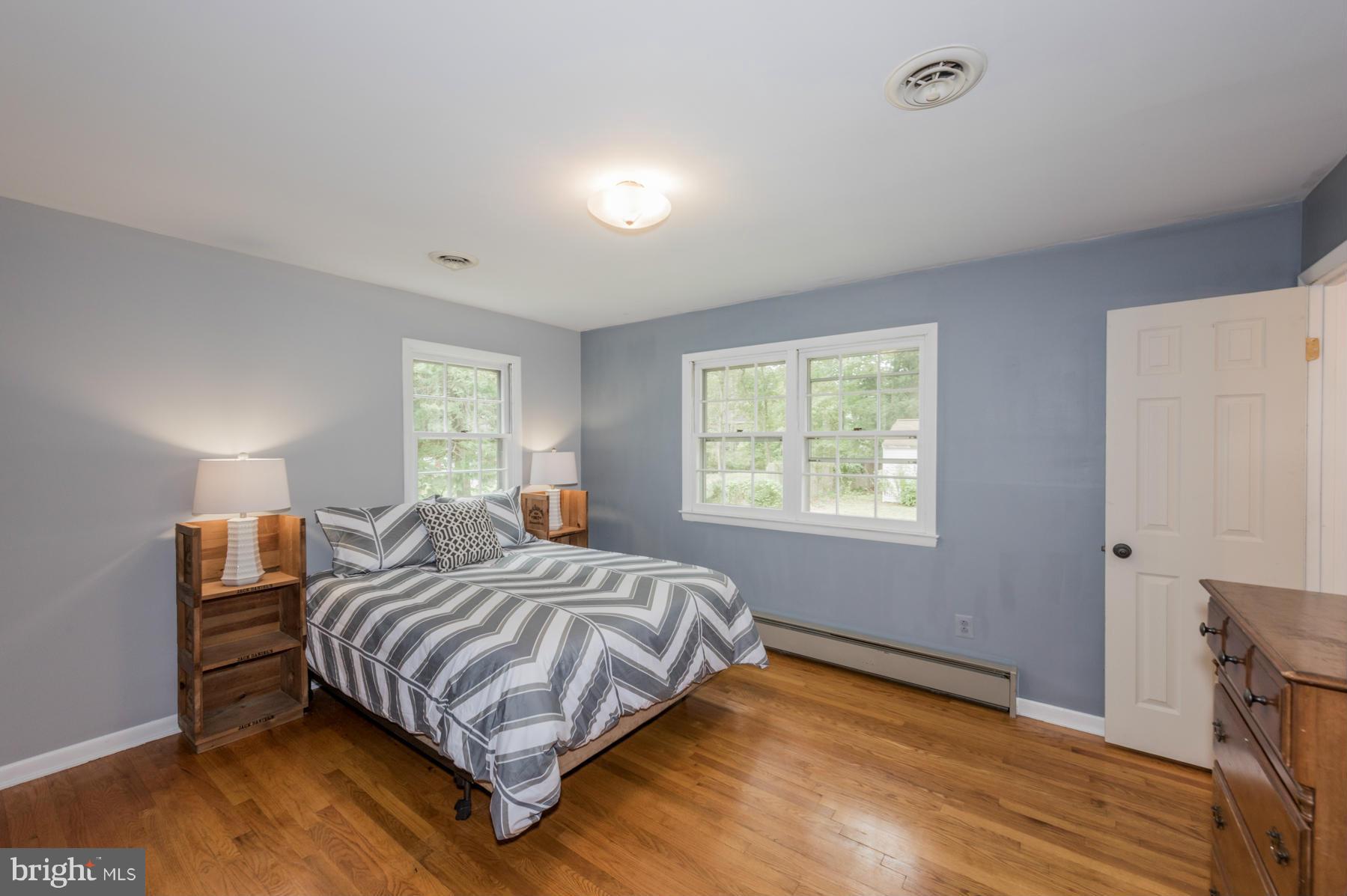 152 Dundee Road Severna Park, MD 21146 - Photo 14 of 29 Owner's Suite