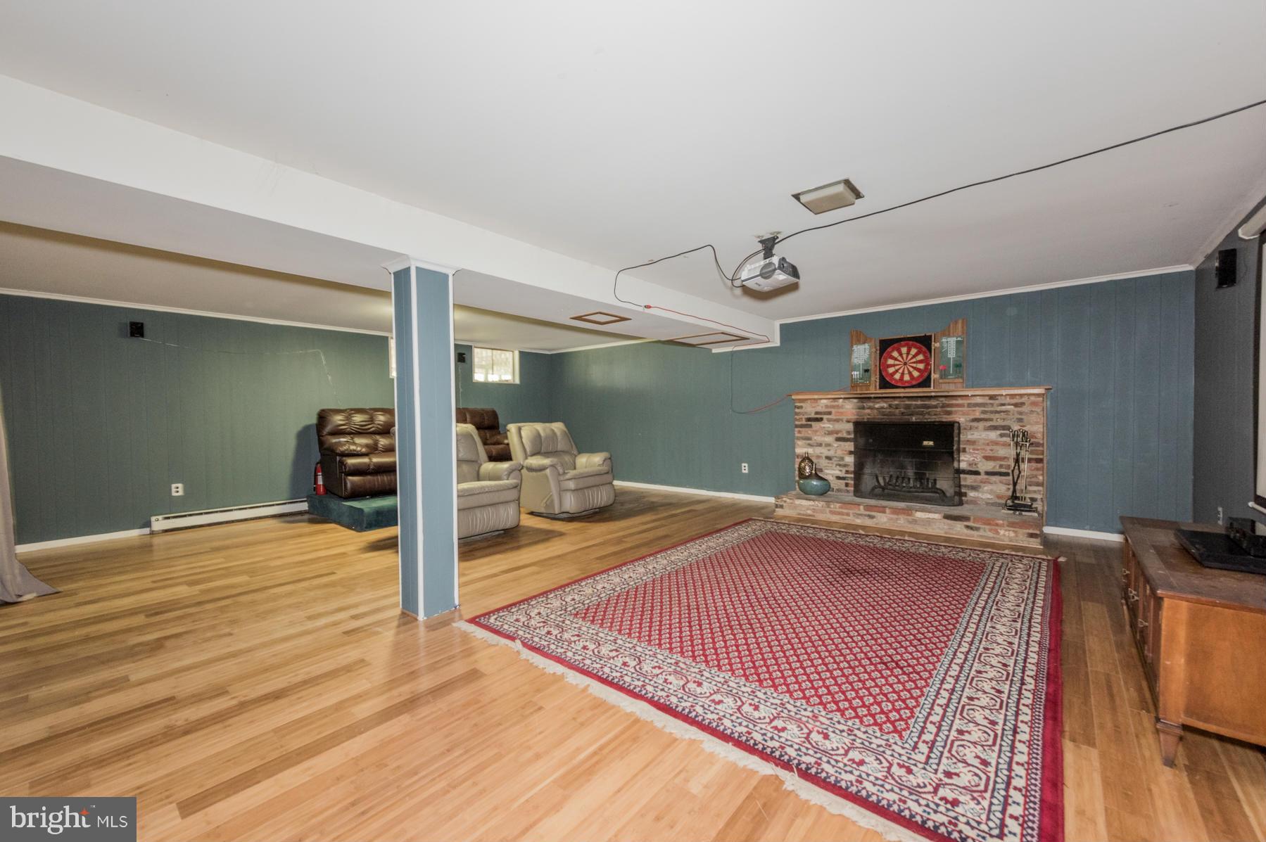 152 Dundee Road Severna Park, MD 21146 - Photo 20 of 29 Family Room