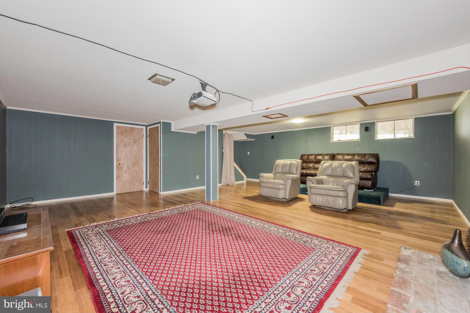 152 Dundee Road Severna Park, MD 21146 - Photo 21 of 29 Family Room