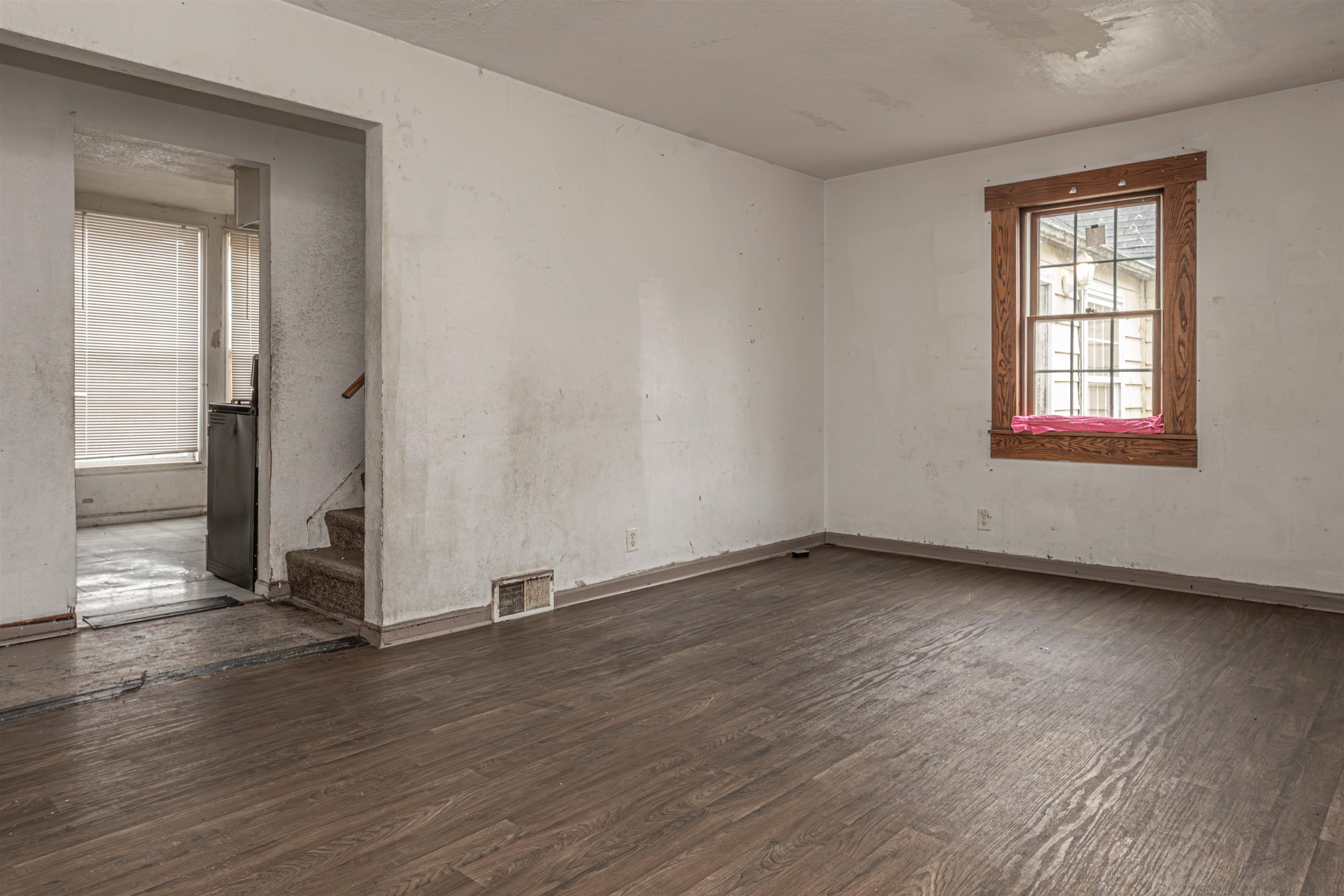 1120 Ogilby Road Rockford, IL 61102 - Photo 8 of 23