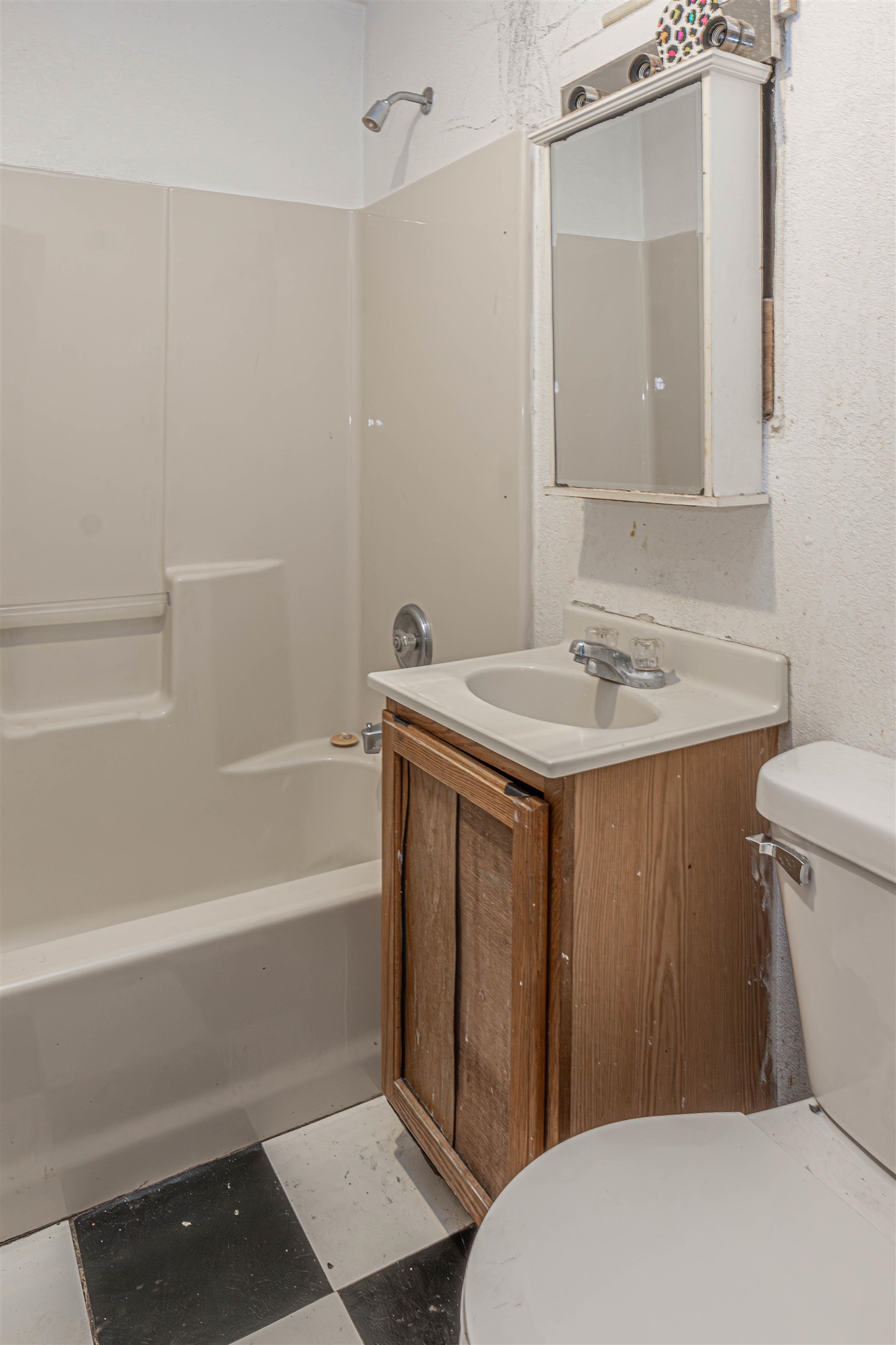 1120 Ogilby Road Rockford, IL 61102 - Photo 10 of 23