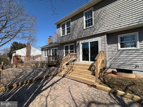 105 Country Road Sterling, VA 20165 - Photo 2 of 2