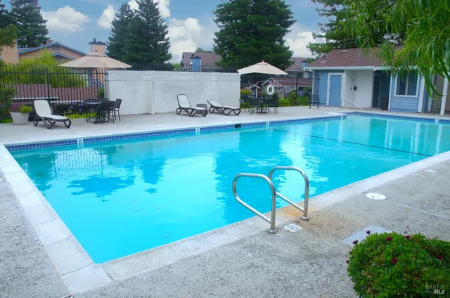 $449,999 | 145 Glenwood, Hercules, CA 94547