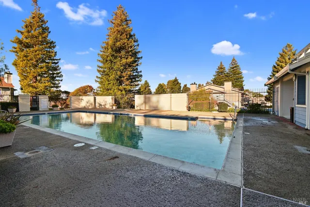 $449,999 | 145 Glenwood, Hercules, CA 94547