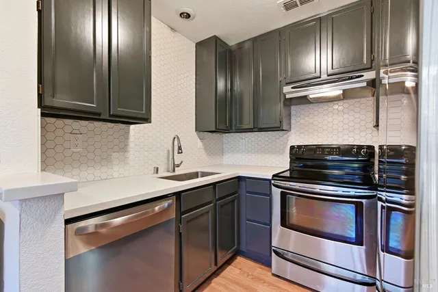 $449,999 | 145 Glenwood, Hercules, CA 94547