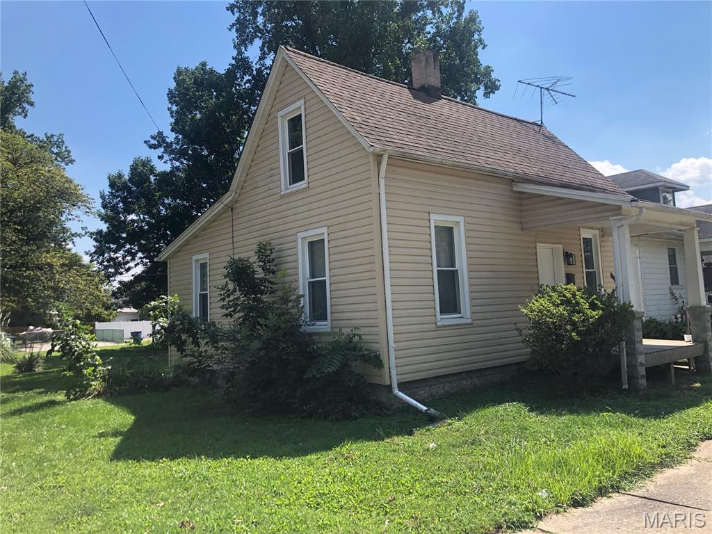 1024 Lasalle Street Belleville, IL 62221 - Photo 2 of 18