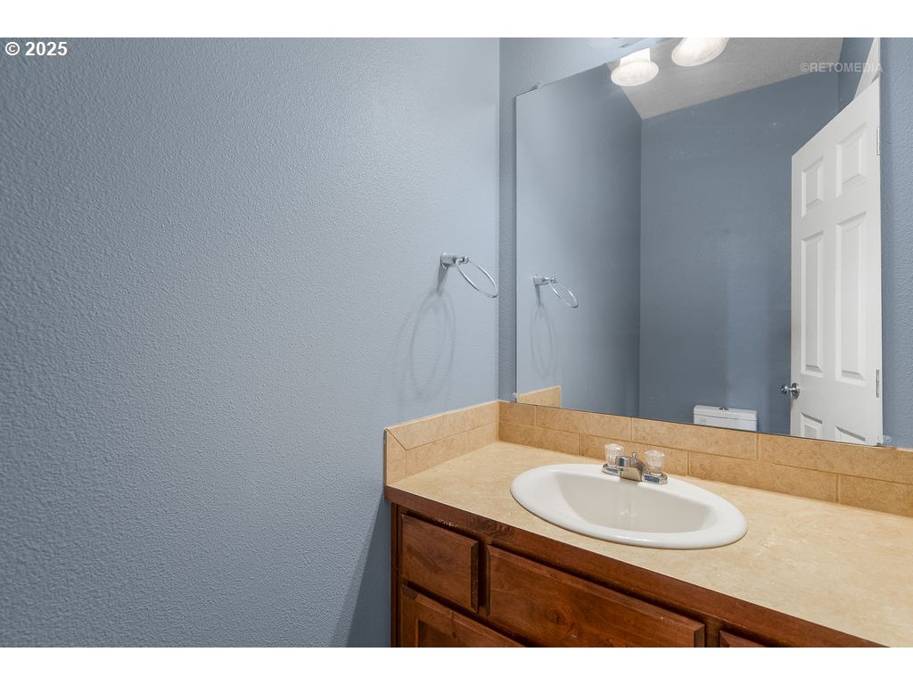 2820 23rd Place Forest Grove, OR 97116 - Photo 11 of 45