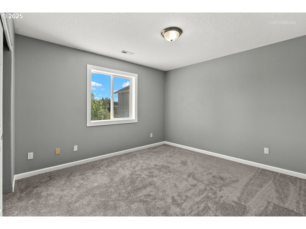 2820 23rd Place Forest Grove, OR 97116 - Photo 25 of 45