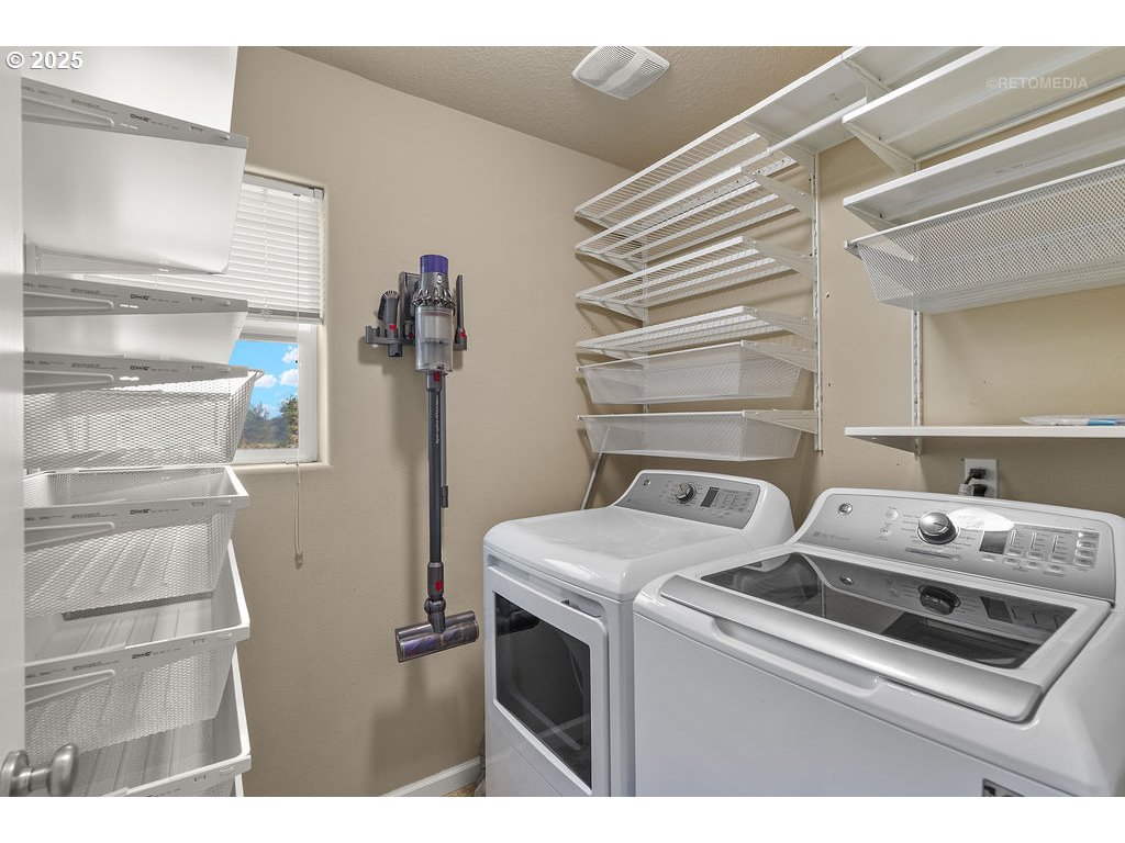 2820 23rd Place Forest Grove, OR 97116 - Photo 27 of 45