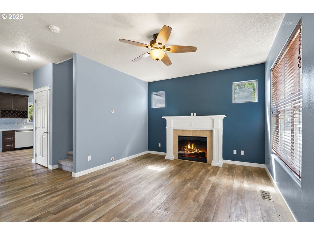 2820 23rd Place Forest Grove, OR 97116 - Photo 3 of 45