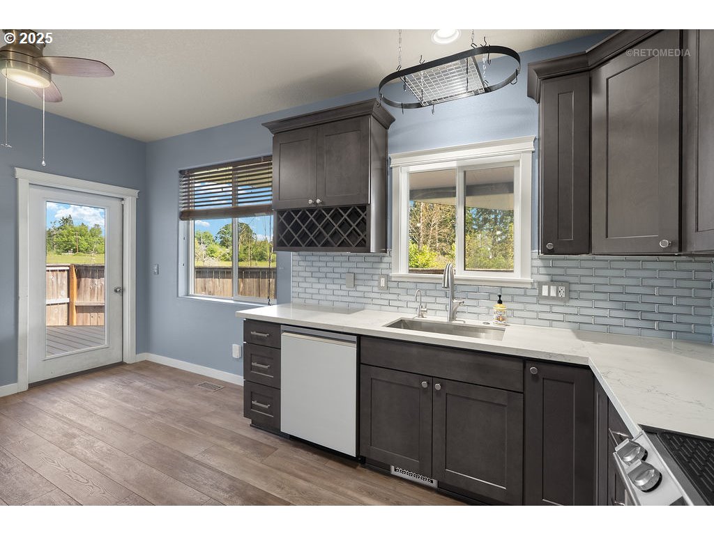 2820 23rd Place Forest Grove, OR 97116 - Photo 9 of 45